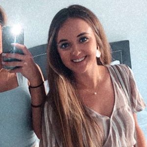 Meet your Posher, Hallie